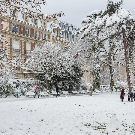 Apartment Veeve - Style Near Parc Monceau Paris
